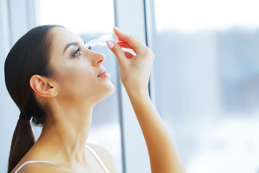 All About Allergic Reactions to Eyelash Extensions