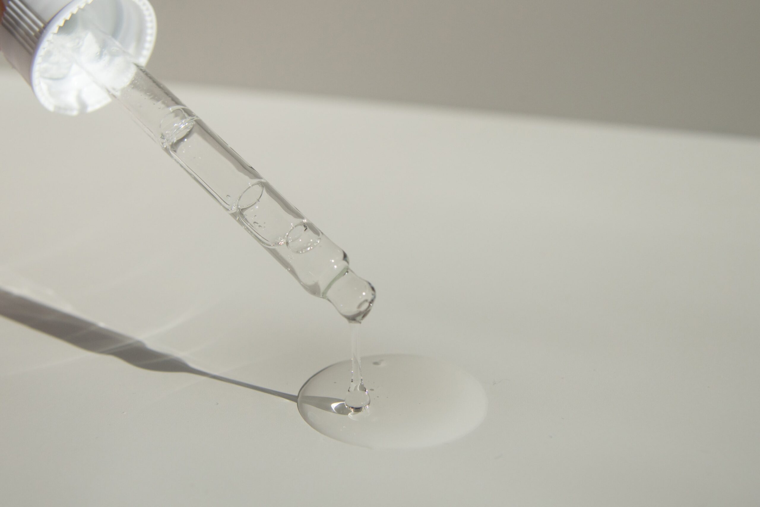 What Is an Eyelash Extension Skin Patch Test?