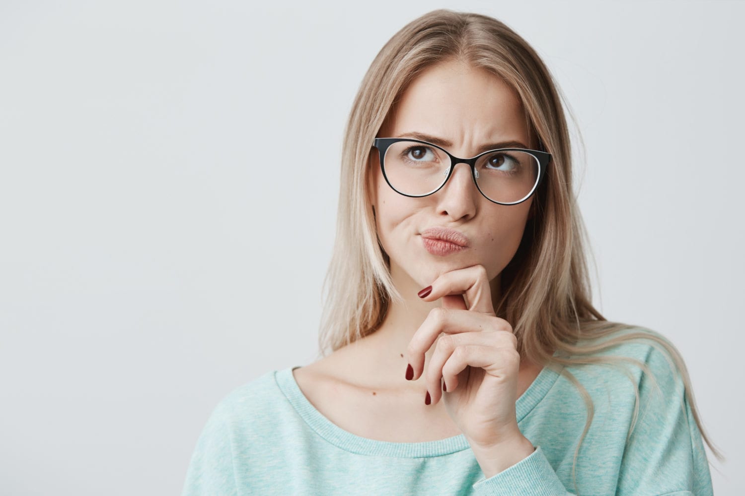 Classic, Hybrid, and Volume Eyelash Extensions: What’s the Difference?